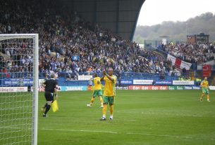 Животът на звездата от BBC Homes Under The Hammer, Дион Дъблин: От футболни успехи до семейни моменти